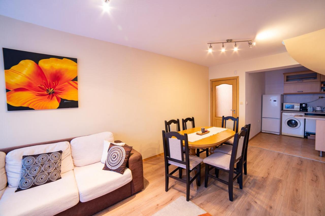 Maisonette Picadilly Varna Exteriör bild